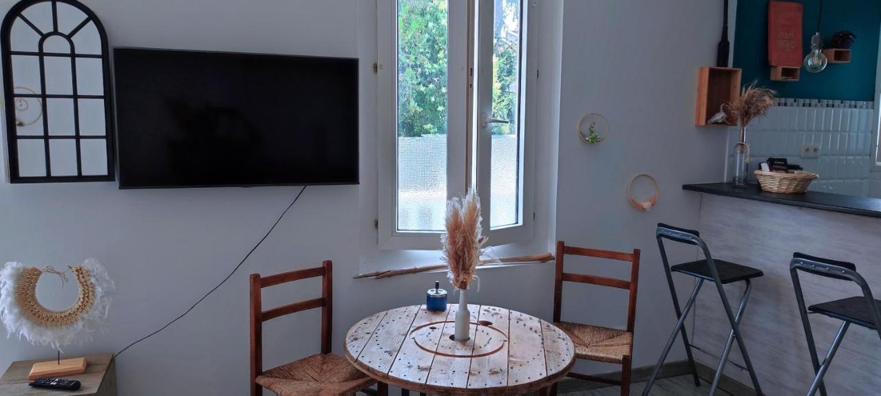 L'Appartement 7 - Centre Ville-Parking-Tv-Wifi Tarbes Dış mekan fotoğraf